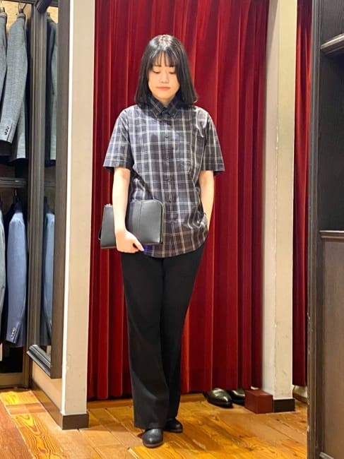 TAKEO KIKUCHIのコットン セルロース チェック 半袖シャツを使ったコーディネートを紹介します。｜Rakuten Fashion(楽天ファッション／旧楽天ブランドアベニュー)3741763