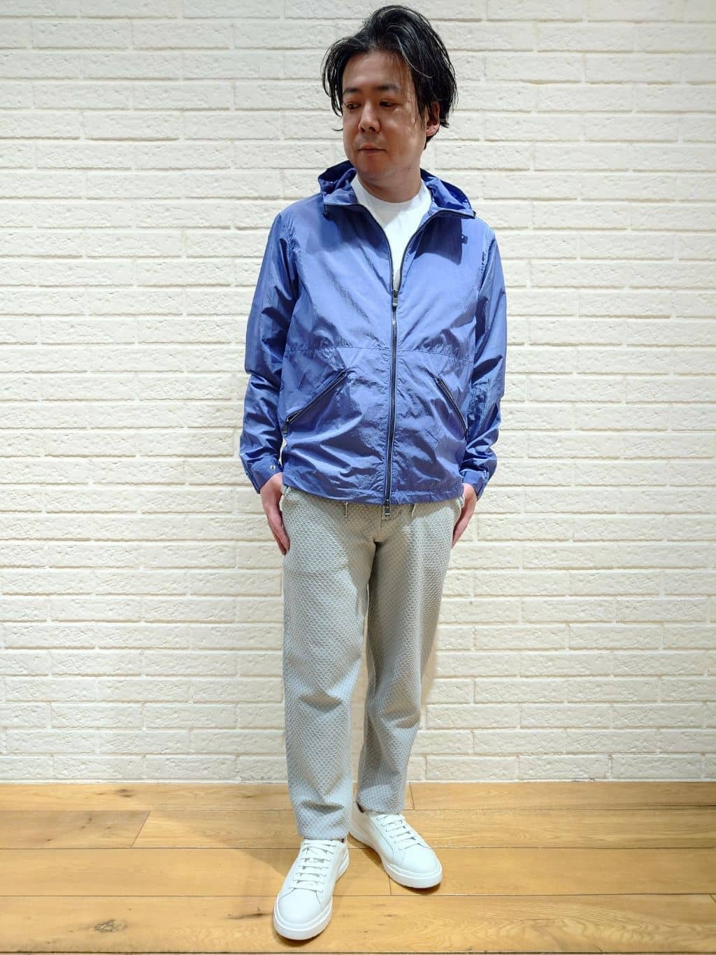 MEN'S BIGIのリモンタナイロンフーデッドブルゾンを使ったコーディネートを紹介します。｜Rakuten Fashion(楽天ファッション／旧楽天ブランドアベニュー)3748373