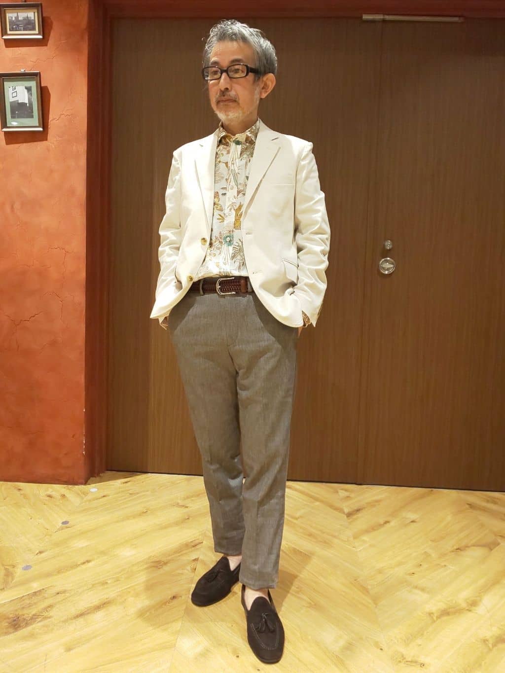 MEN'S BIGIの【ACTIVE TAILOR】ドビーストレッチテーラードジャケットを使ったコーディネートを紹介します。｜Rakuten Fashion(楽天ファッション／旧楽天ブランドアベニュー)3752217