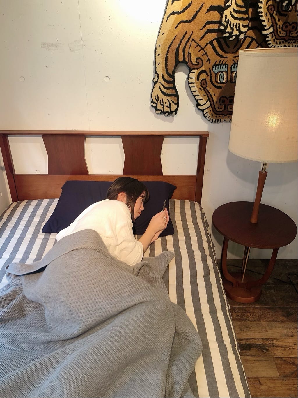 journal standard FurnitureのTIBETAN TIGER RUG S チベタンラグを使ったコーディネートを紹介します。｜Rakuten Fashion(楽天ファッション／旧楽天ブランドアベニュー)3758725