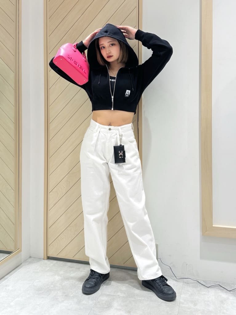 X-girlのFACE WIDE TAPERED PANTS パンツ X-girlを使った 