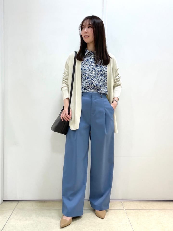 NEWYORKERのTCホールガーメント(R)ニット 着流しカーディガンを使ったコーディネートを紹介します。｜Rakuten Fashion(楽天ファッション／旧楽天ブランドアベニュー)3773562