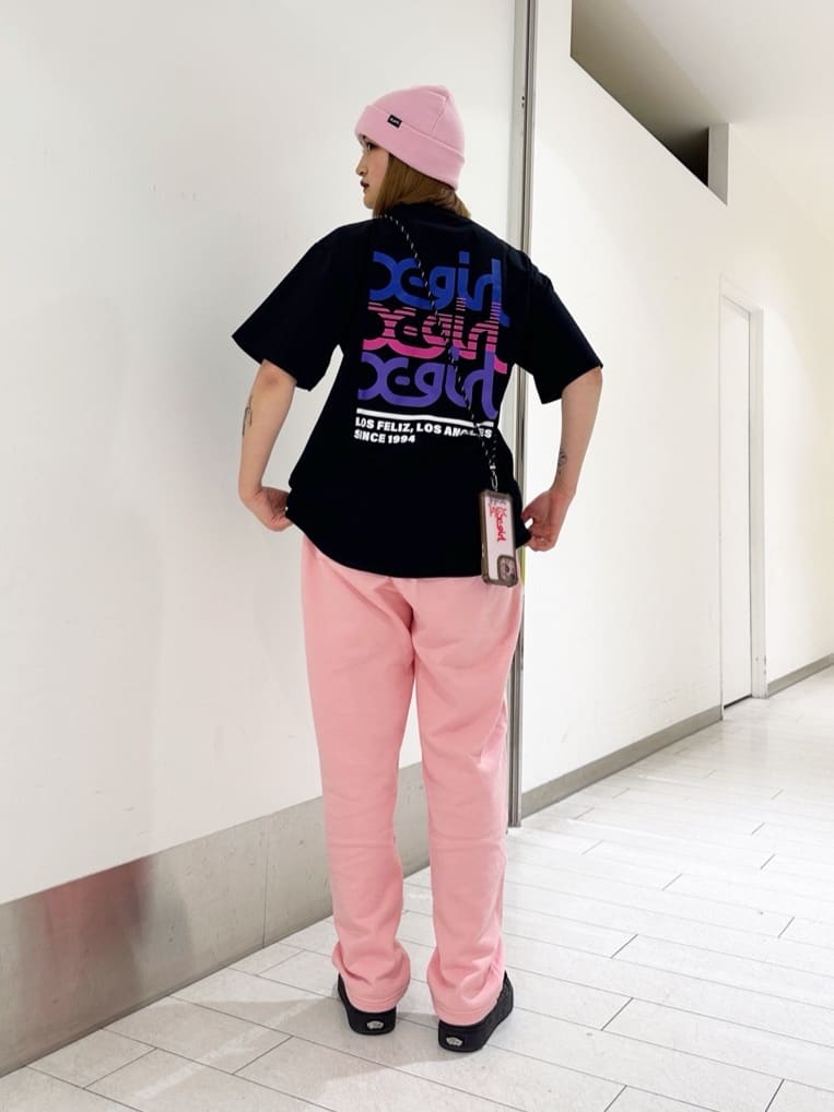 X-girlのTRIPLE MILLS LOGO S/S TEE Tシャツ X-girlを使ったコーディネートを紹介します。｜Rakuten Fashion(楽天ファッション／旧楽天ブランドアベニュー)3783576