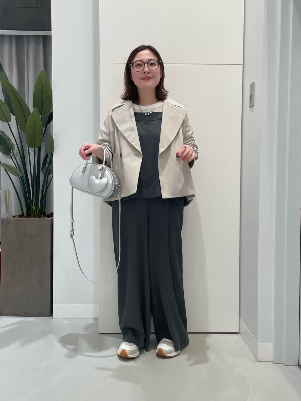 Vinのレイヤードデザインオールインワンを使ったコーディネートを紹介します。｜Rakuten Fashion(楽天ファッション／旧楽天ブランドアベニュー)3785500