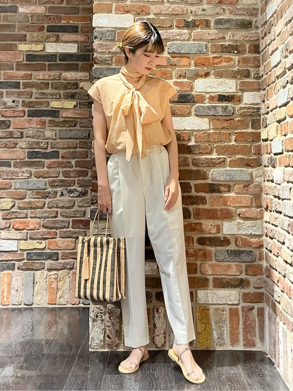 NANO universeのEleSac/PAPIRO S STRIPEを使ったコーディネートを紹介します。｜Rakuten Fashion(楽天ファッション／旧楽天ブランドアベニュー)3786903