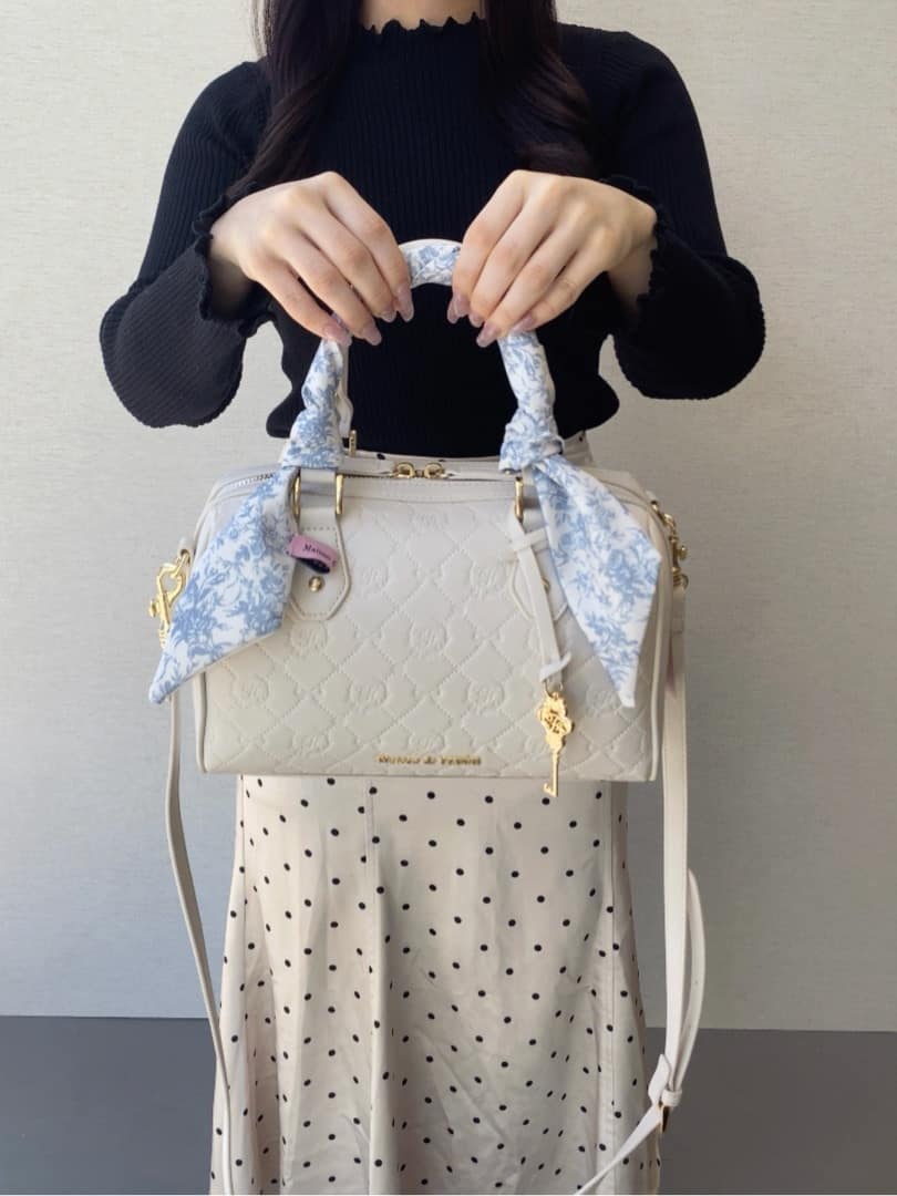 Maison de FLEURのコーディネートを紹介します。｜Rakuten Fashion(楽天ファッション／旧楽天ブランドアベニュー)3797094