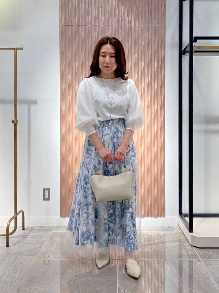 Vinのサイドタック2WAYハンドバックを使ったコーディネートを紹介します。｜Rakuten Fashion(楽天ファッション／旧楽天ブランドアベニュー)3798585