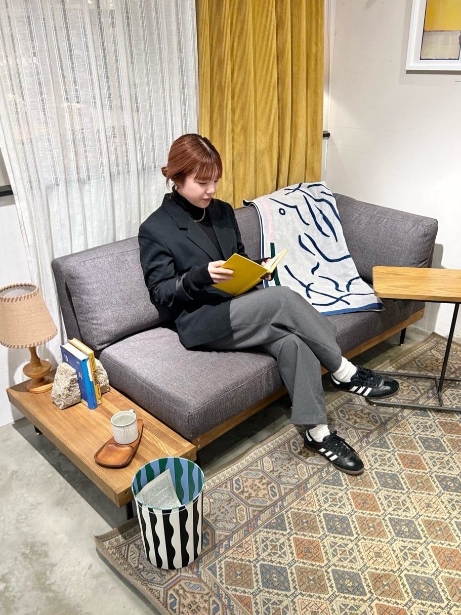 journal standard FurnitureのGLENOAKS RUG 140x200 グレンオークスラグを使ったコーディネートを紹介します。｜Rakuten Fashion(楽天ファッション／旧楽天ブランドアベニュー)3799032