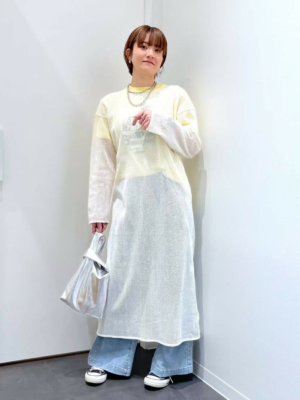 LAKOLEのミニ2WAYチェーンショルダーバッグを使ったコーディネートを紹介します。｜Rakuten Fashion(楽天ファッション／旧楽天ブランドアベニュー)3797324