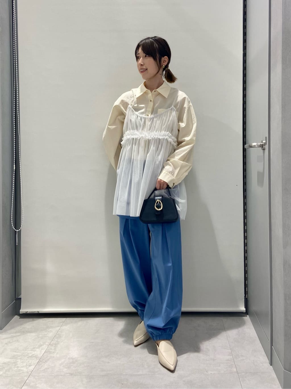 Vinのコットンクロップドシャツを使ったコーディネートを紹介します。｜Rakuten Fashion(楽天ファッション／旧楽天ブランドアベニュー)3801031