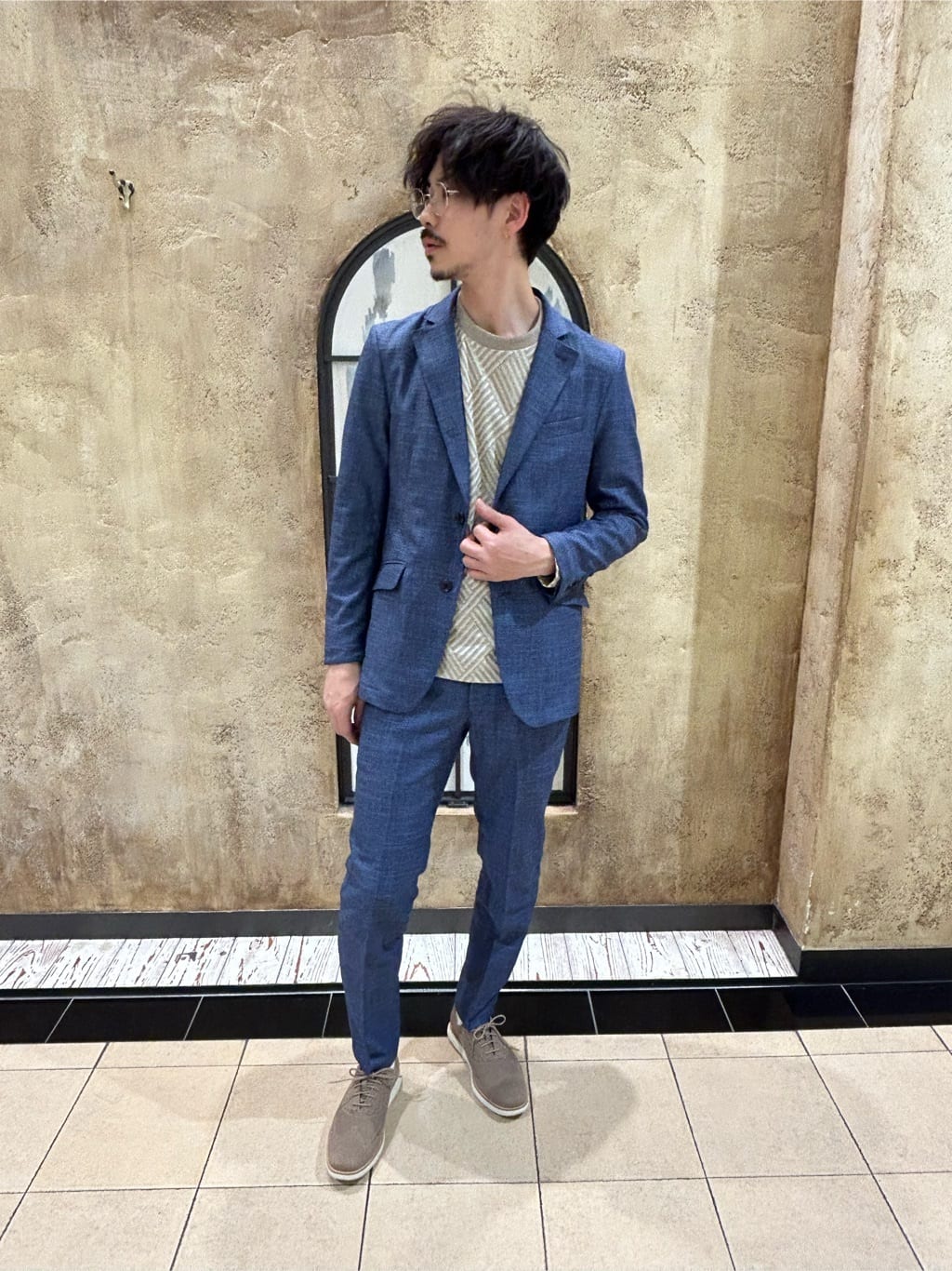MEN'S BIGIのバーズアイテーラードジャケットを使ったコーディネートを紹介します。｜Rakuten Fashion(楽天ファッション／旧楽天ブランドアベニュー)3809690