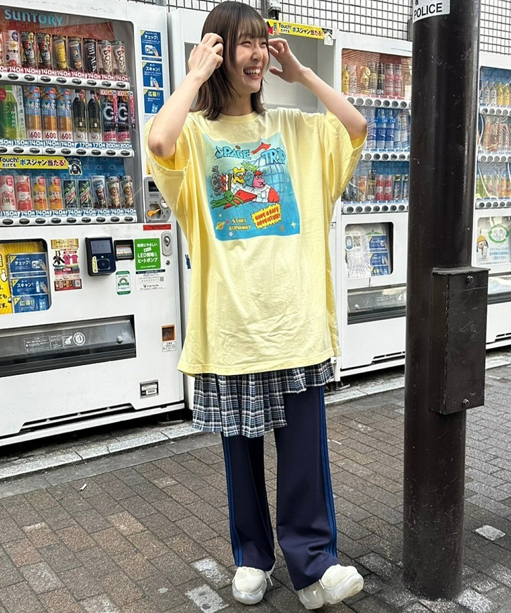 Candy StripperのSPACE TRIP BIG BIG TEEを使ったコーディネートを紹介します。｜Rakuten Fashion(楽天ファッション／旧楽天ブランドアベニュー)3826653