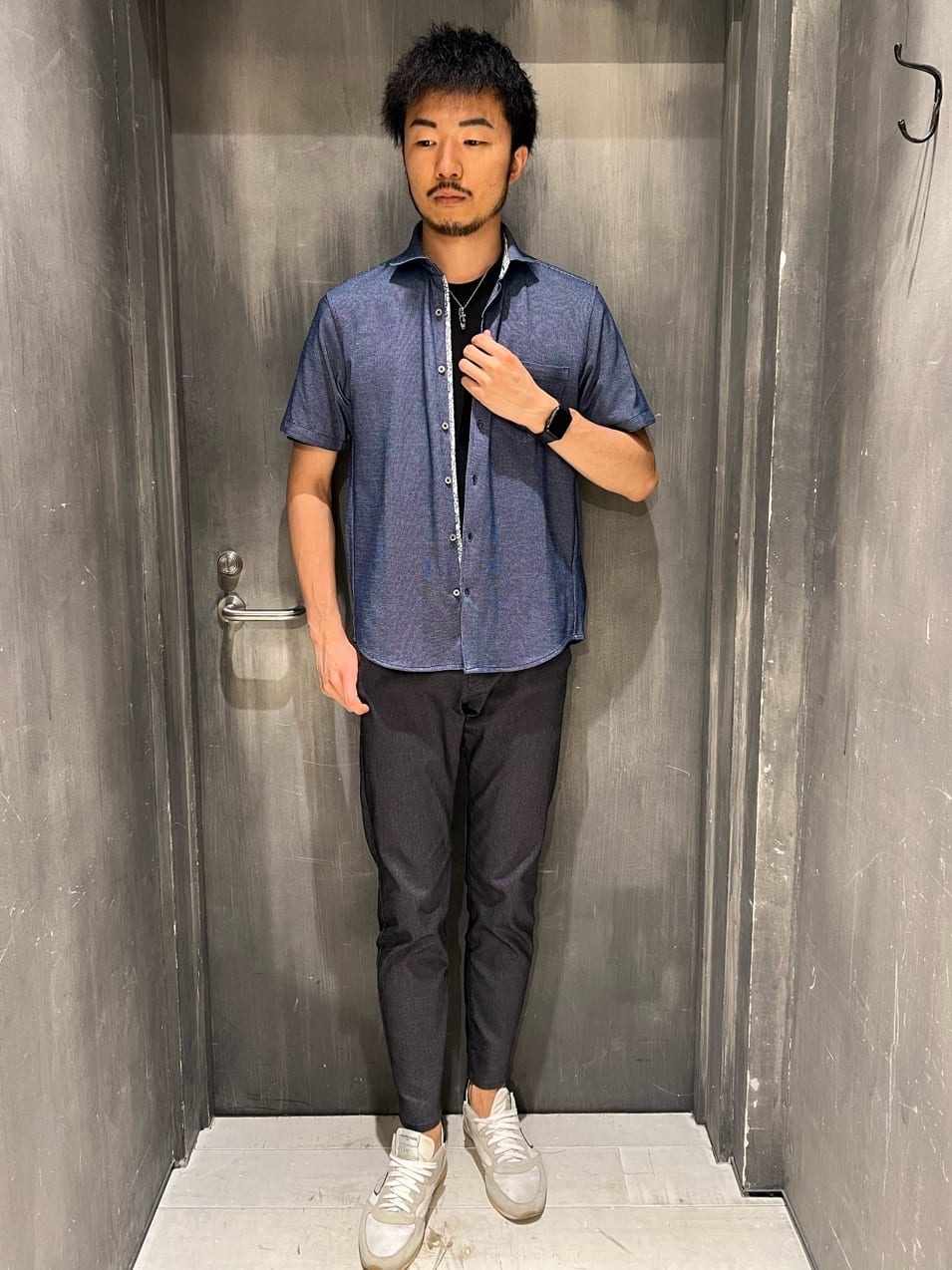 MEN'S BIGIのシルケットスムースクルーネックテーラーTシャツを使ったコーディネートを紹介します。｜Rakuten Fashion(楽天ファッション／旧楽天ブランドアベニュー)3827281