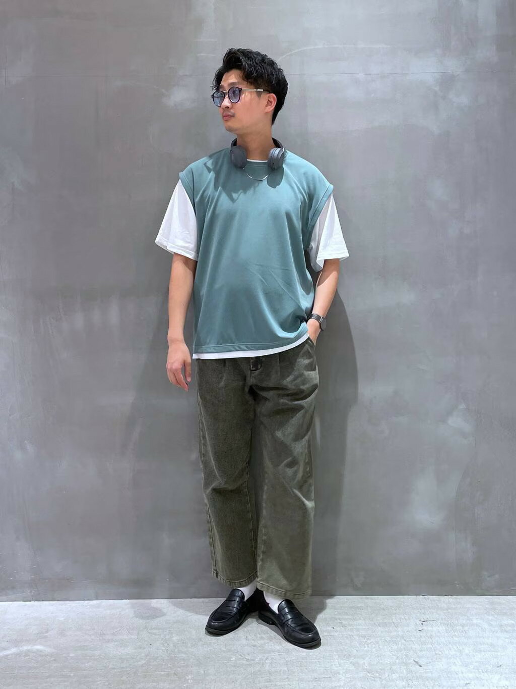 LAKOLEのオンイヤーヘッドホンを使ったコーディネートを紹介します。｜Rakuten Fashion(楽天ファッション／旧楽天ブランドアベニュー)3847012