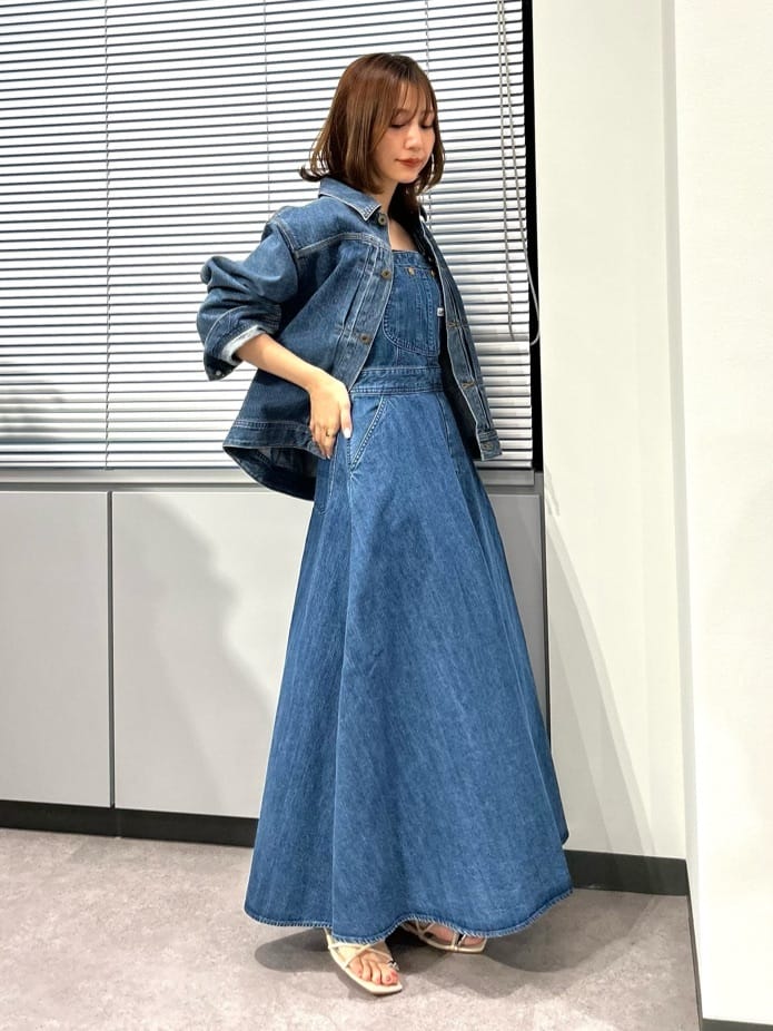 JILL STUARTの[Lee*JILL STUARTコラボ]ビスチェデニムワンピースを使っ 