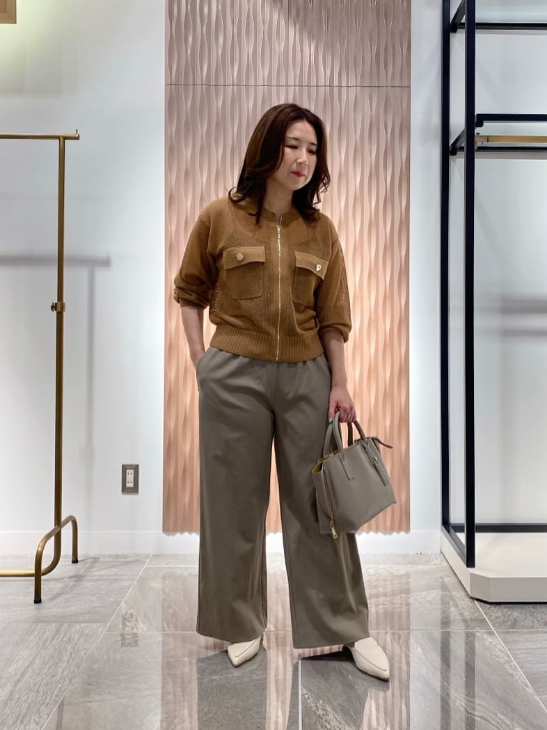 VinのWポケット透かし編みニットジップカーディガンを使ったコーディネートを紹介します。｜Rakuten Fashion(楽天ファッション／旧楽天ブランドアベニュー)3862405