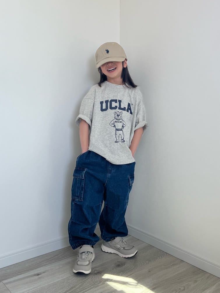CIAOPANIC TYPYの【KIDS】【UCLA】TYPY別注プリントTeeを使ったコーディネートを紹介します。｜Rakuten Fashion(楽天ファッション／旧楽天ブランドアベニュー)3862695