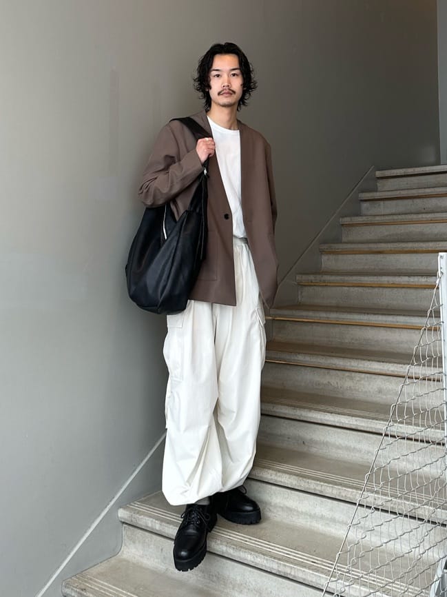 tk.TAKEO KIKUCHIのルーズビッグショルダーバッグ/たすき掛け/ビッグ/A3サイズ収納可能を使ったコーディネートを紹介します。｜Rakuten Fashion(楽天ファッション／旧楽天ブランドアベニュー)3862881