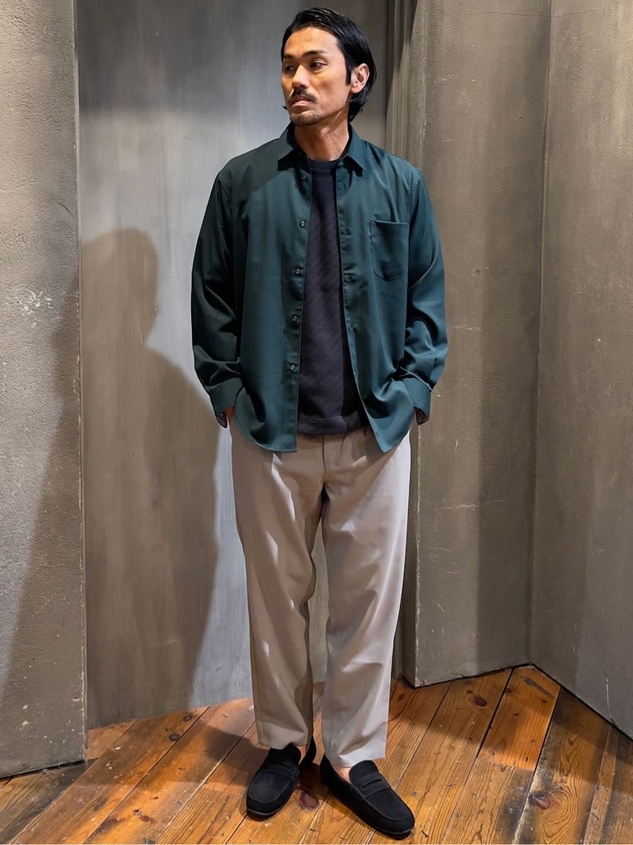 MEN'S BIGIのストレッチカチオンレギュラーカラーシャツを使ったコーディネートを紹介します。｜Rakuten Fashion(楽天ファッション／旧楽天ブランドアベニュー)3864845