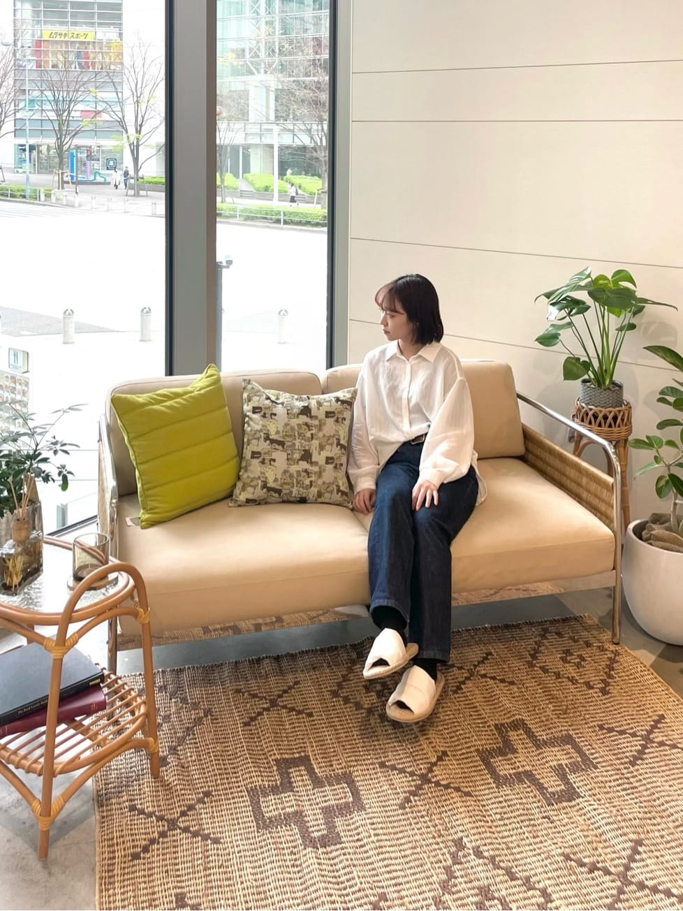 journal standard FurnitureのPETRIFIED WOOD PLATE ウッドプレートSを使ったコーディネートを紹介します。｜Rakuten Fashion(楽天ファッション／旧楽天ブランドアベニュー)3865656