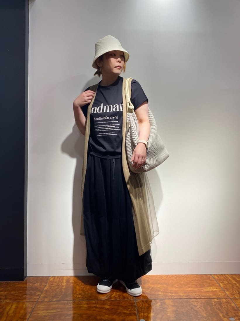 LASUDのメッシュデザイントートバッグを使ったコーディネートを紹介します。｜Rakuten Fashion(楽天ファッション／旧楽天ブランドアベニュー)3871653