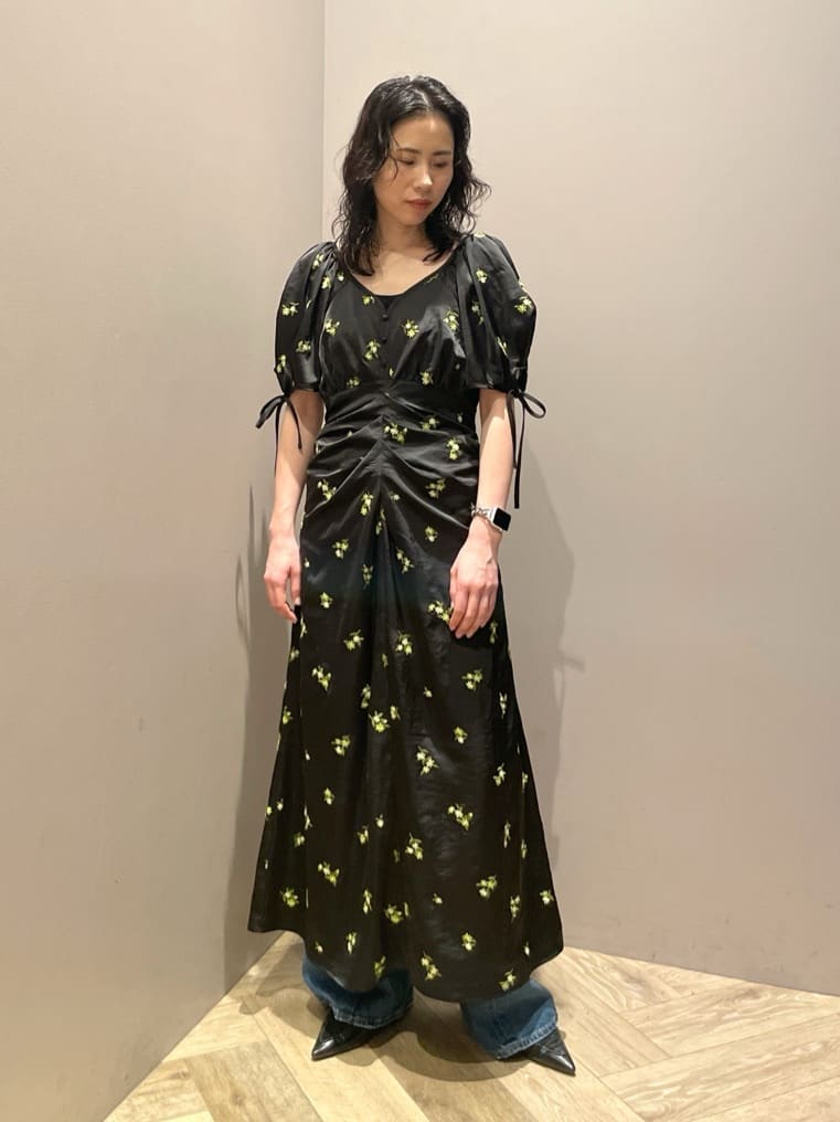moussyのBUTTERFLY SLEEVE ドレスを使ったコーディネート | Rakuten  