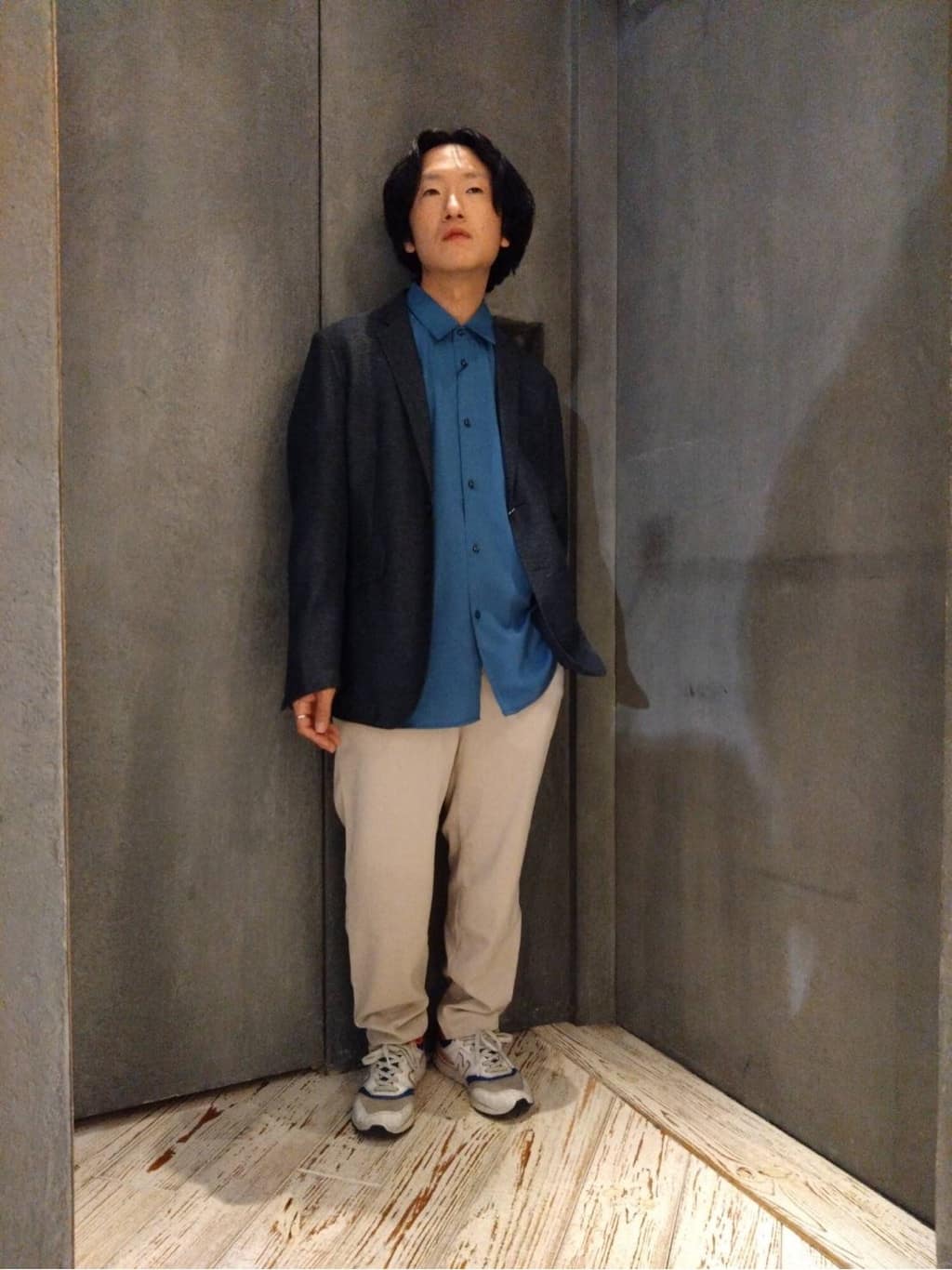 MEN'S BIGIの【イージーケア】ストレッチカチオンtテーパードパンツを使ったコーディネートを紹介します。｜Rakuten Fashion(楽天ファッション／旧楽天ブランドアベニュー)3872490