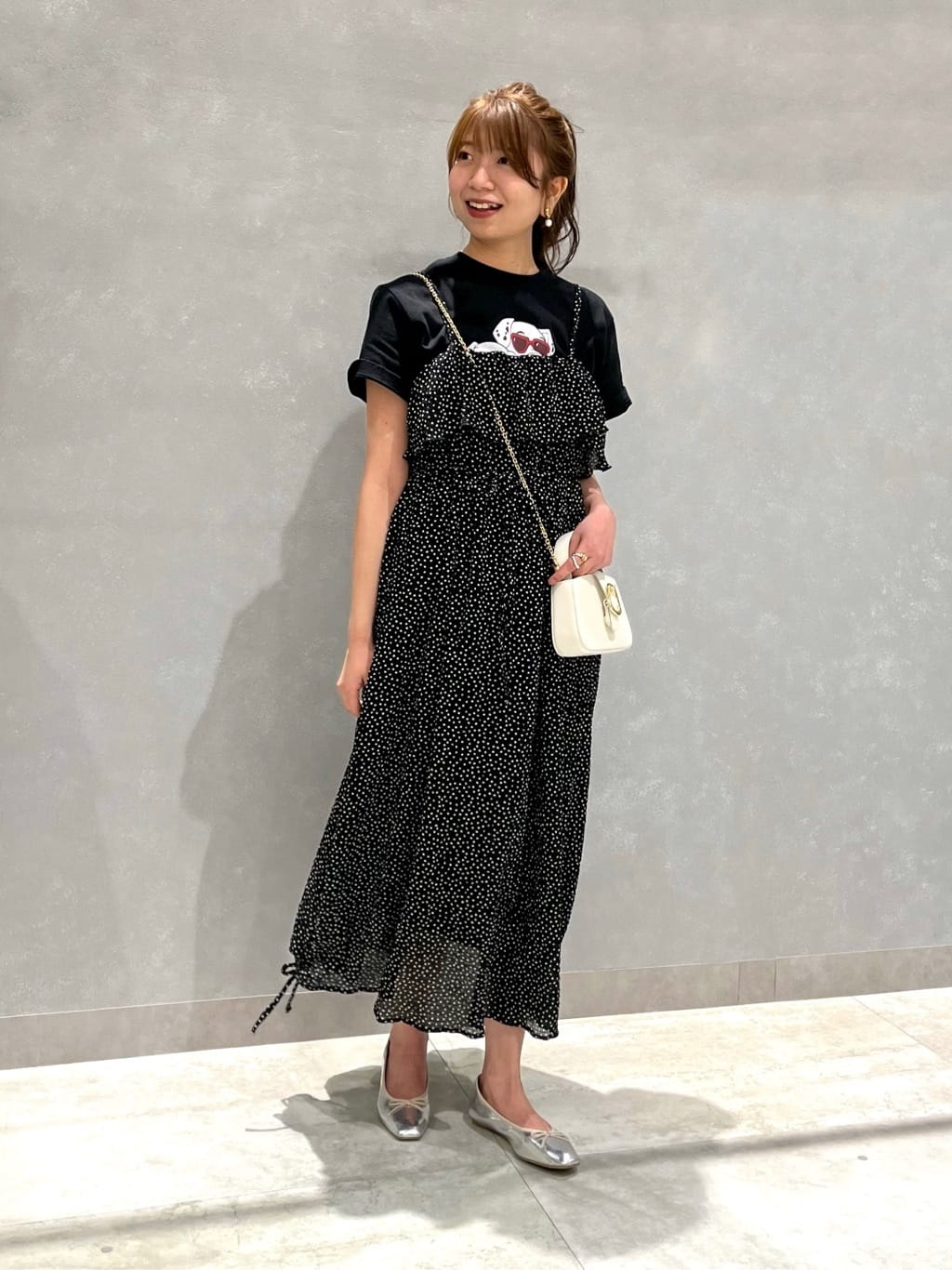 Vinのシアサッカードットキャミワンピースを使ったコーディネートを紹介します。｜Rakuten Fashion(楽天ファッション／旧楽天ブランドアベニュー)3874967