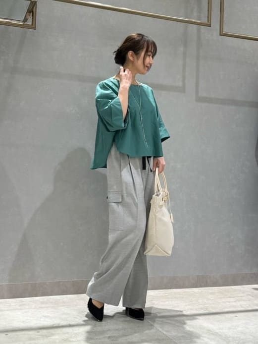 Vinのワイドカフスドルマンブラウスを使ったコーディネートを紹介します。｜Rakuten Fashion(楽天ファッション／旧楽天ブランドアベニュー)3876785