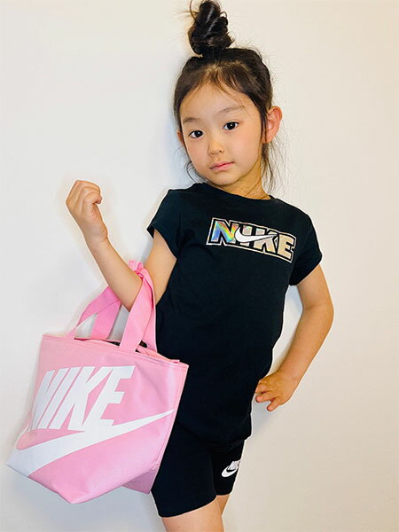 ROOKIE KIDSのキッズ(105-120cm) Tシャツ NIKE(ナイキ) ICONCLASH S/S TEEを使ったコーディネートを紹介します。｜Rakuten Fashion(楽天ファッション／旧楽天ブランドアベニュー)3879397