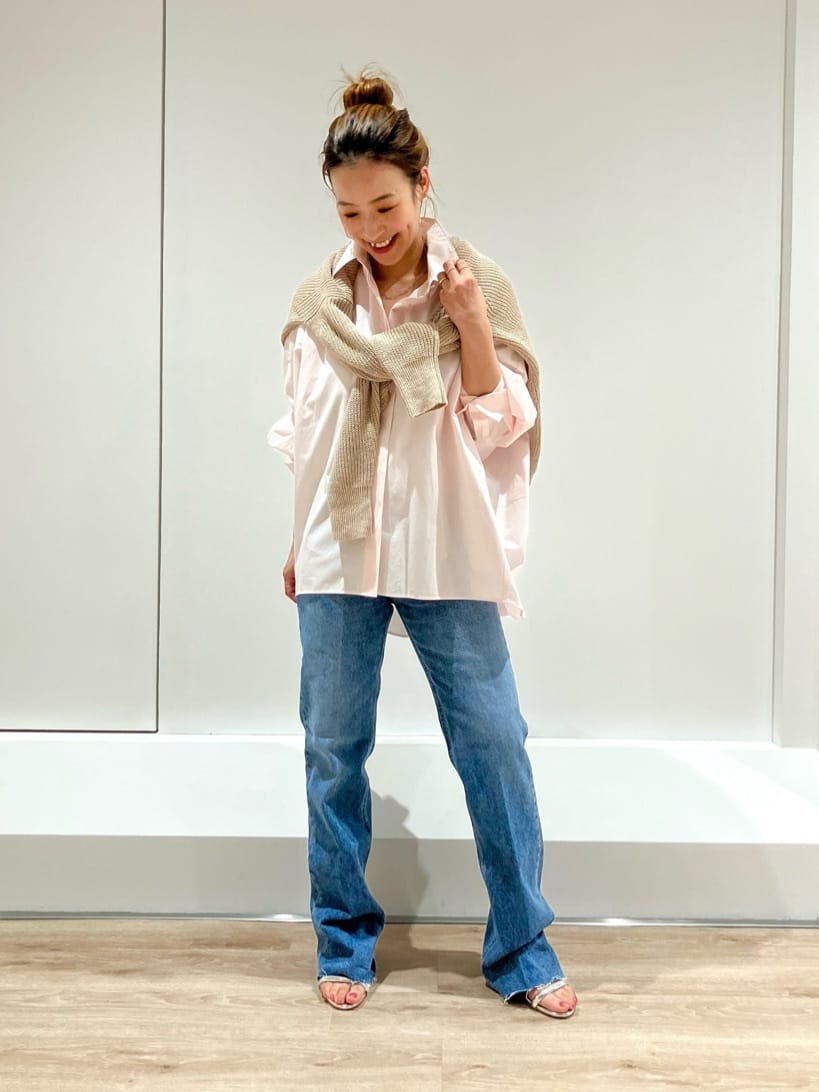 1er Arrondissementのリネン畦リラックスカーディガンを使ったコーディネートを紹介します。｜Rakuten Fashion(楽天ファッション／旧楽天ブランドアベニュー)3880936