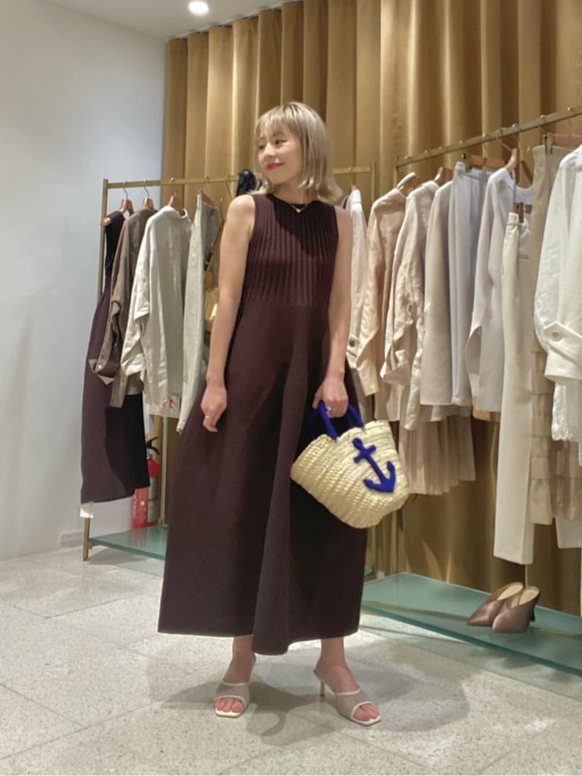 Whim Gazetteのリブコンビニットワンピースを使ったコーディネート  