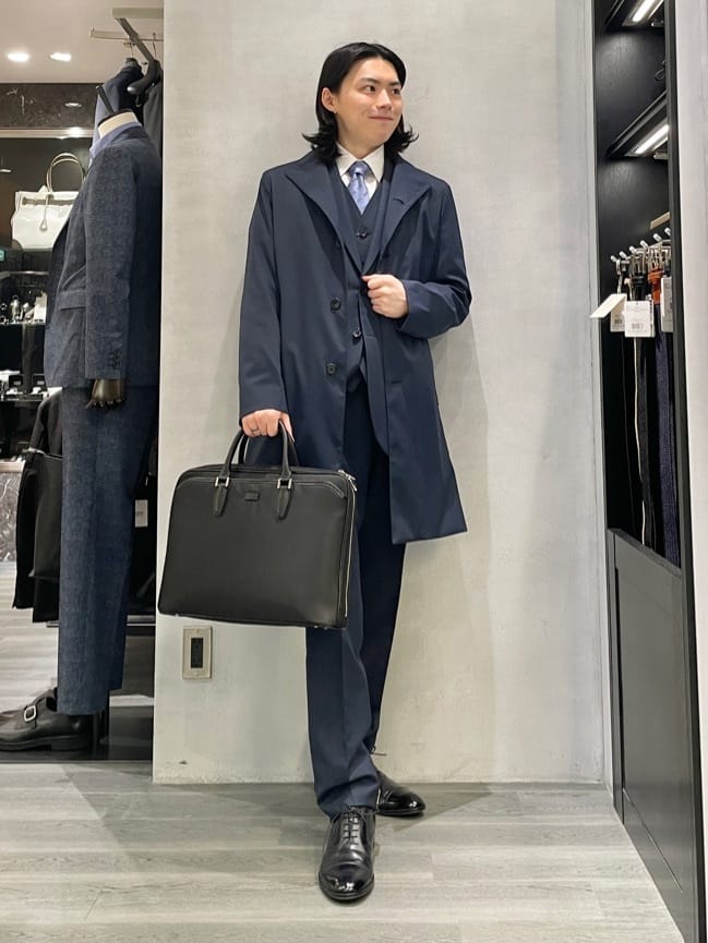 TAKEO KIKUCHIのスタンドカラー 撥水 コートを使ったコーディネートを紹介します。｜Rakuten Fashion(楽天ファッション／旧楽天ブランドアベニュー)3884604