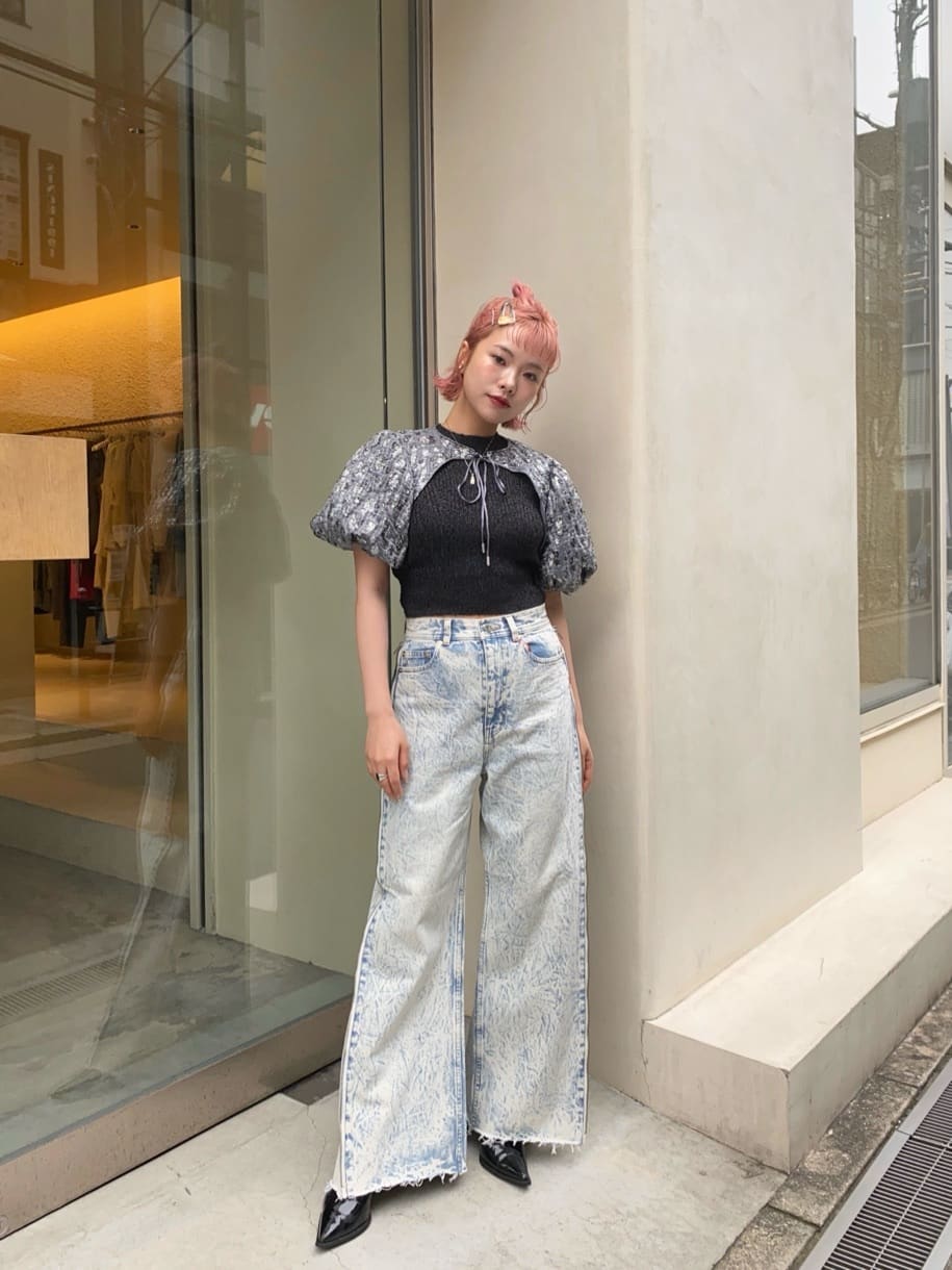 MAISON SPECIALのFlower Jacquard Layering Topsを使った 