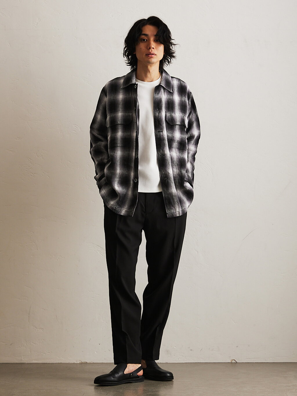 417 EDIFICEのコーディネートを紹介します。｜Rakuten Fashion(楽天ファッション／旧楽天ブランドアベニュー)3886215