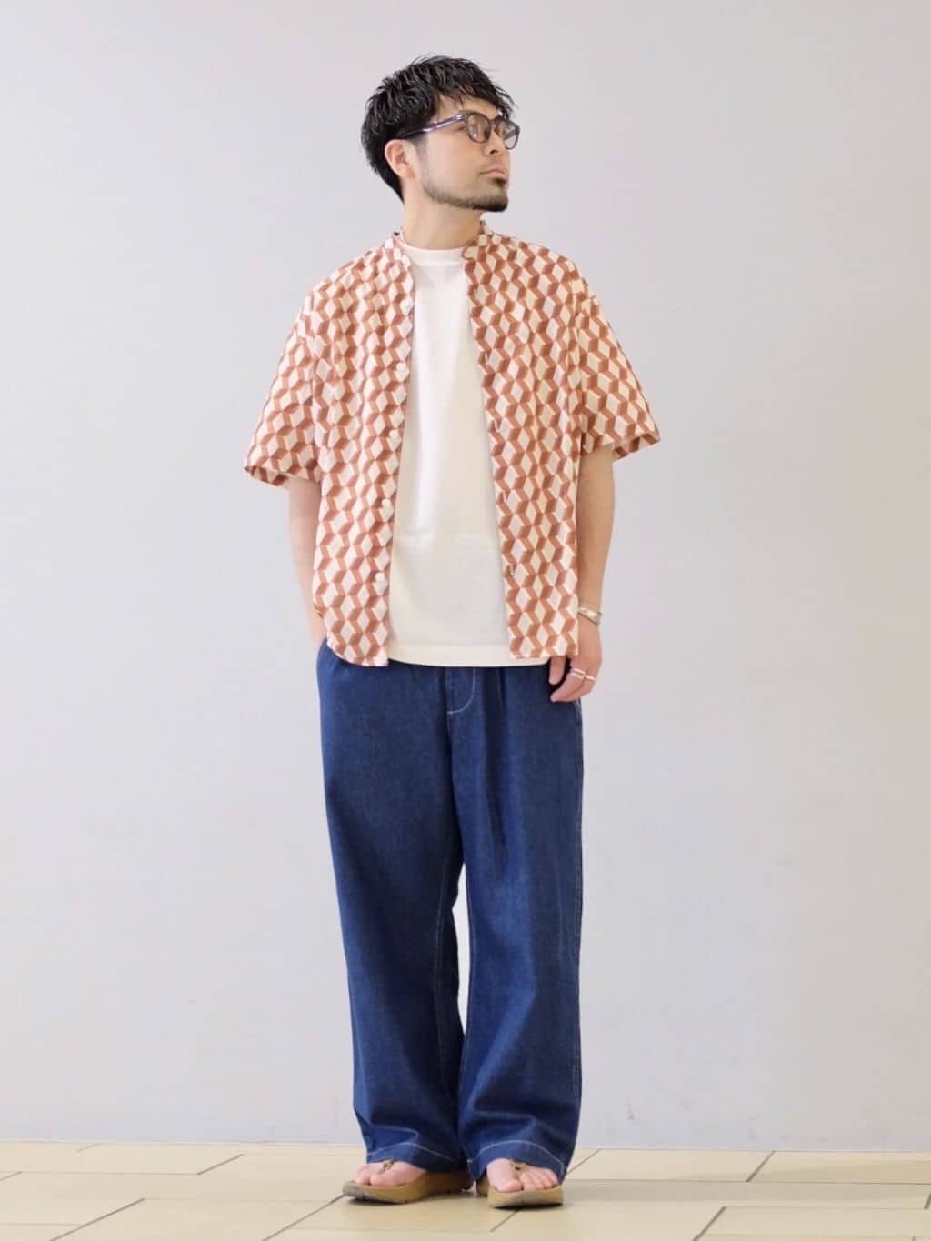 417 EDIFICEのコーディネートを紹介します。｜Rakuten Fashion(楽天ファッション／旧楽天ブランドアベニュー)3890261