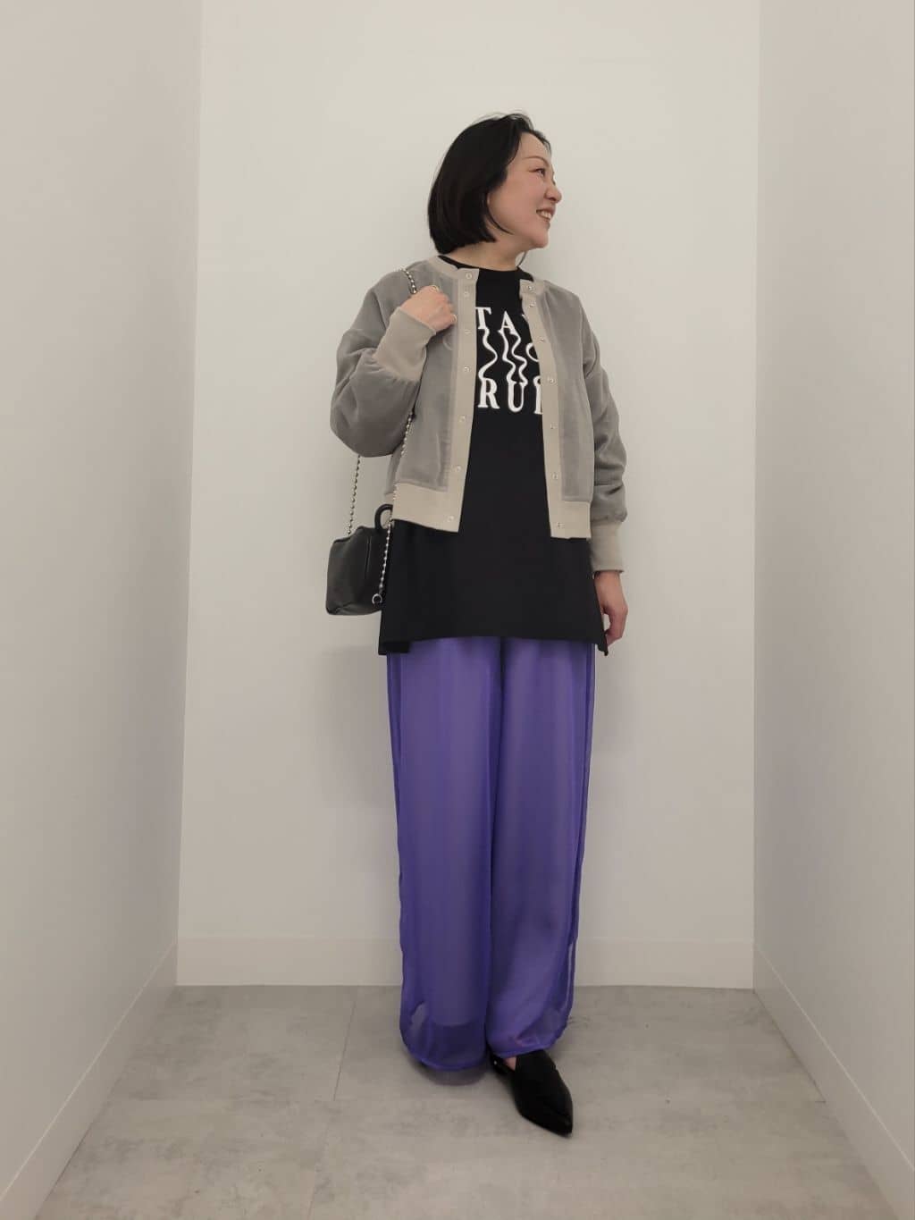 LASUDのボールチェーンカウレザーミニバッグを使ったコーディネートを紹介します。｜Rakuten Fashion(楽天ファッション／旧楽天ブランドアベニュー)3895835