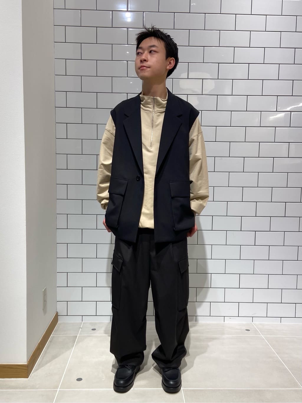 UNITED ARROWS LTD. OUTLET メンズトップスのコーディネート