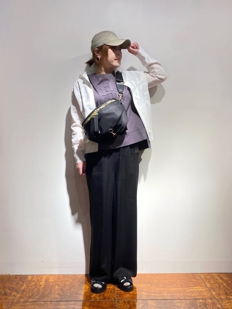 Vinのコーディネートを紹介します。｜Rakuten Fashion(楽天ファッション／旧楽天ブランドアベニュー)3904668