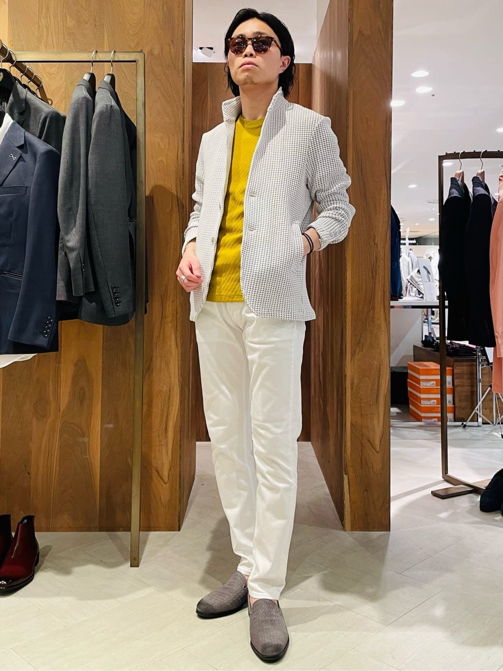 MEN'S BIGIのオニワッフルスタンドカラージャケットを使ったコーディネートを紹介します。｜Rakuten Fashion(楽天ファッション／旧楽天ブランドアベニュー)3906821