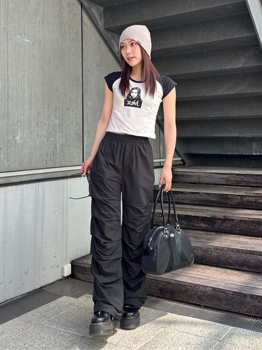 X-girlのLOOSE FIT TUCK PANTS パンツ X-girlを使った - パンツ