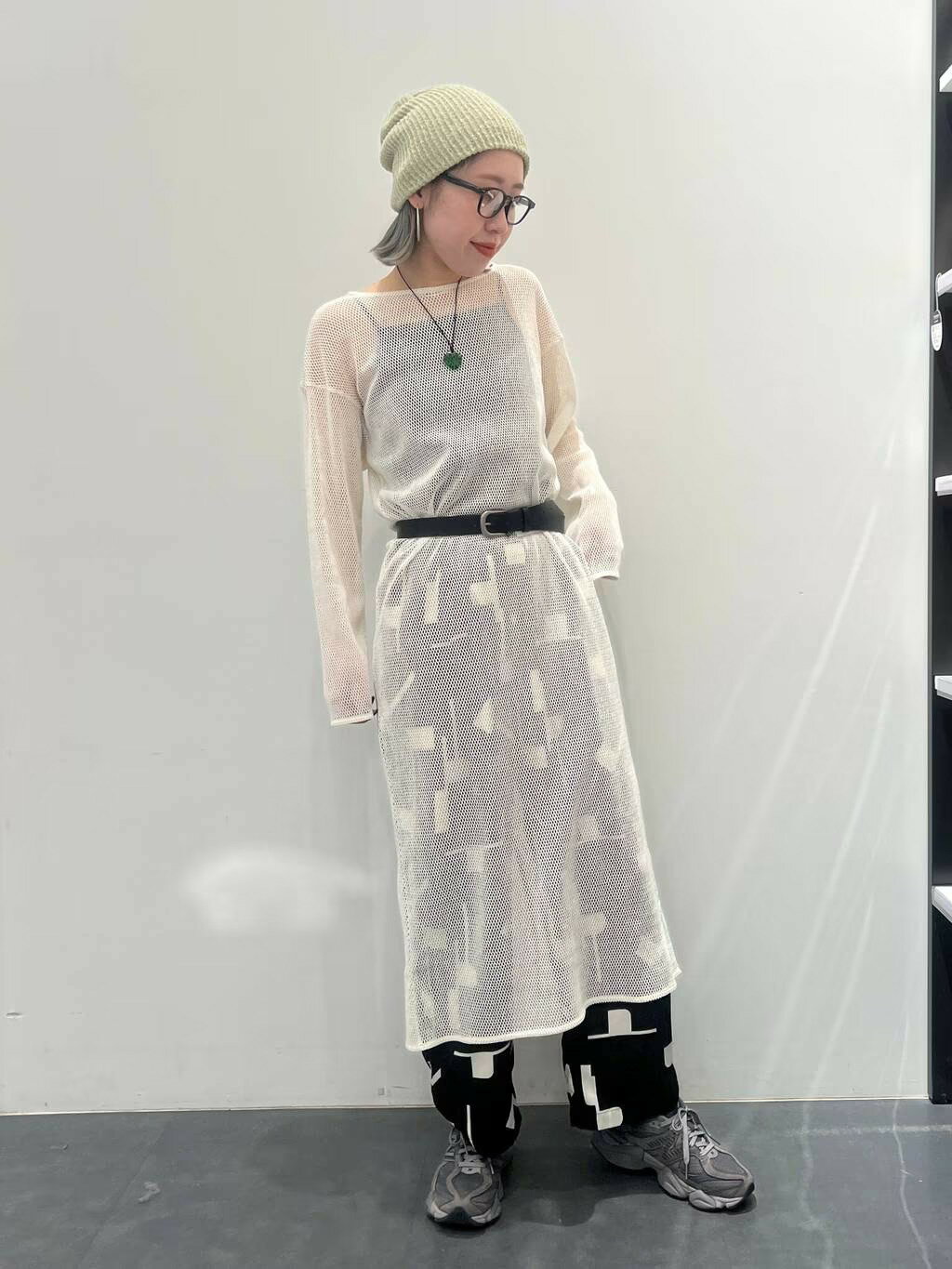 LAKOLEのベーシックフェイクレザーベルトを使ったコーディネートを紹介します。｜Rakuten Fashion(楽天ファッション／旧楽天ブランドアベニュー)3924118