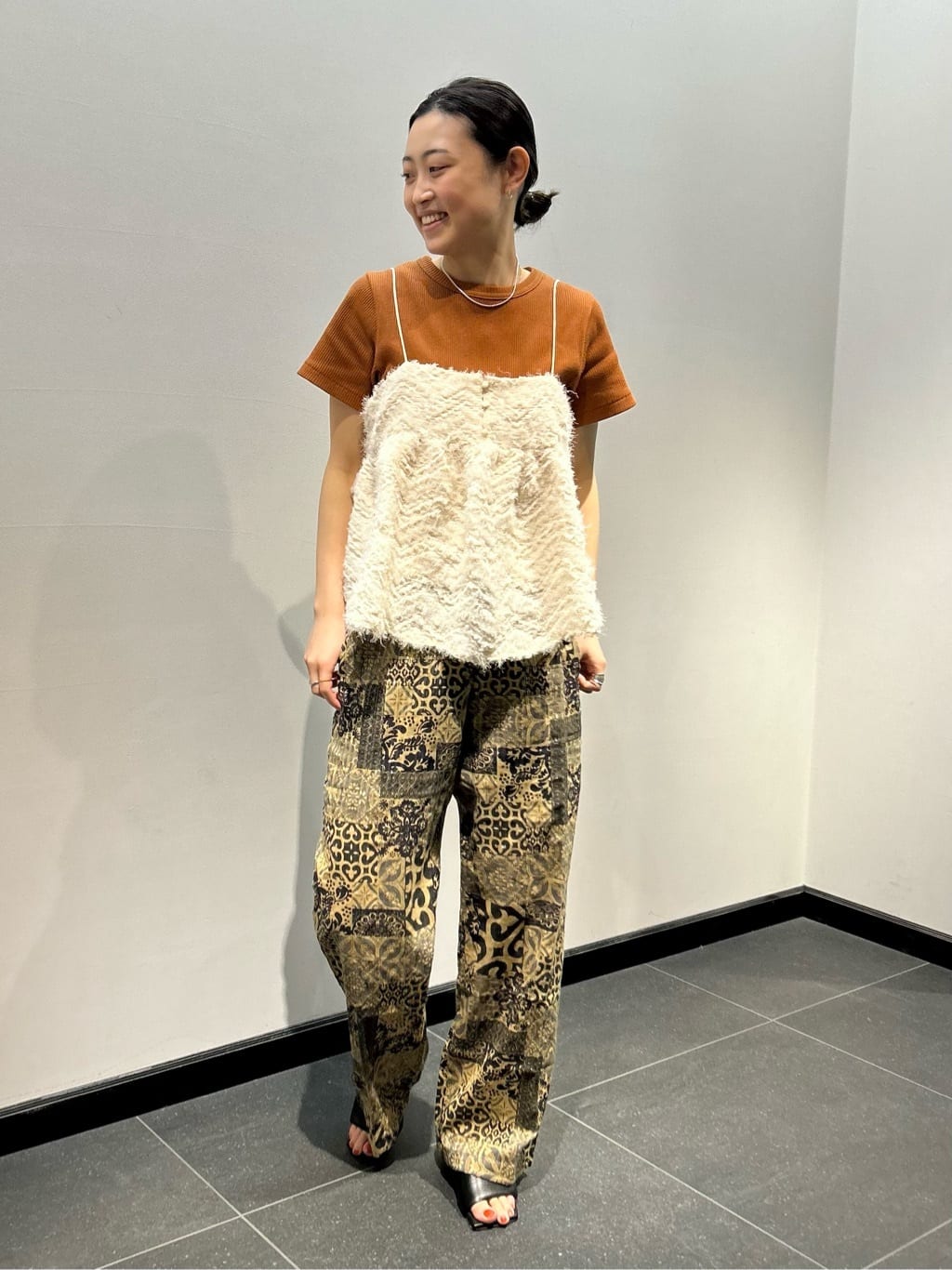 JOURNAL STANDARDのコーディネートを紹介します。｜Rakuten Fashion(楽天ファッション／旧楽天ブランドアベニュー)3928188