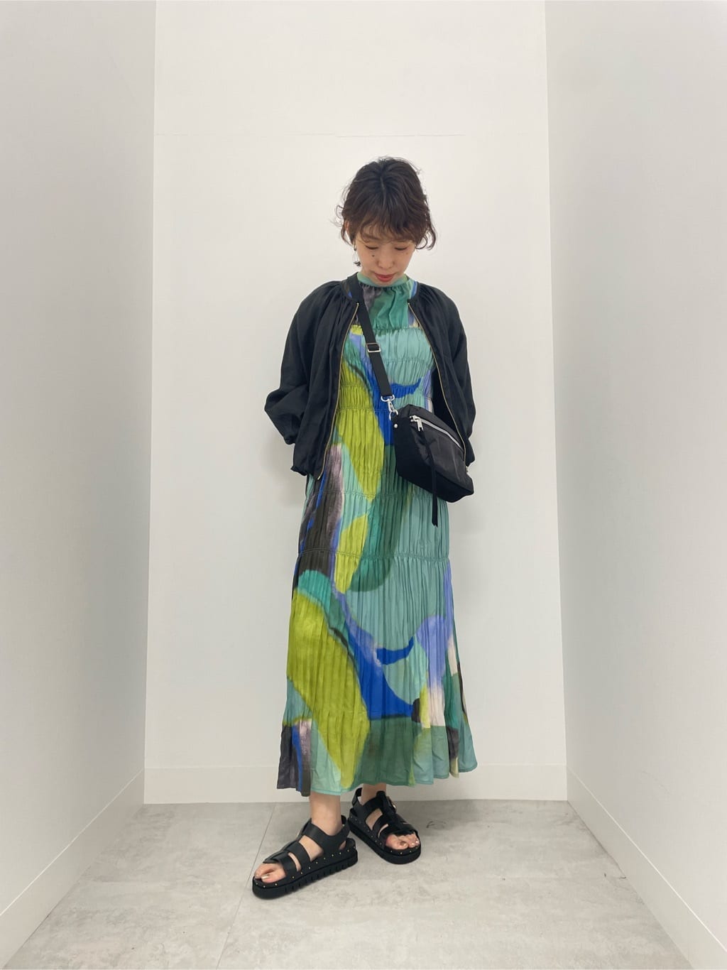 Vinのコーディネートを紹介します。｜Rakuten Fashion(楽天ファッション／旧楽天ブランドアベニュー)3931871