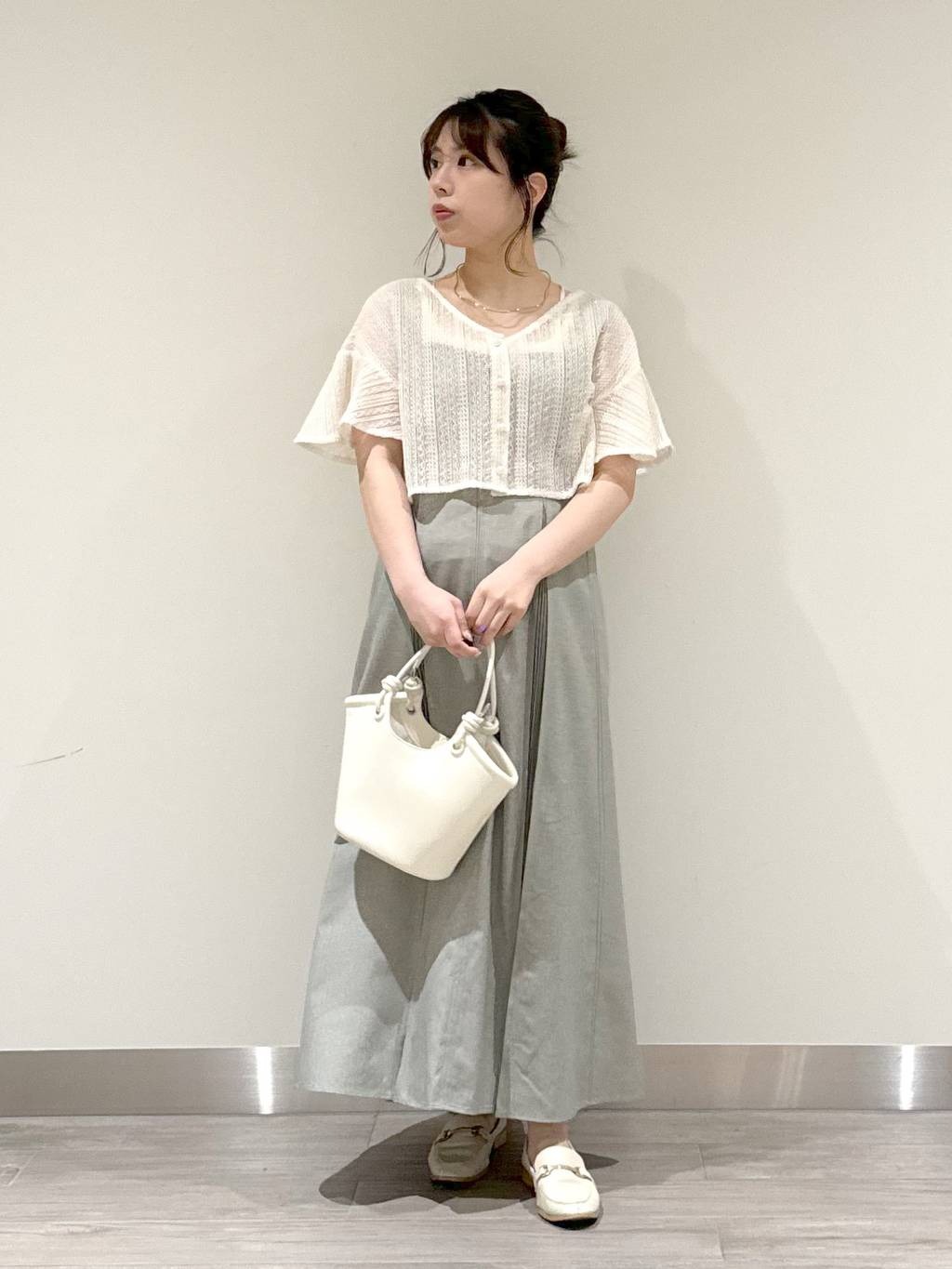 mysty womanのラッセルレースアンサンブルSSを使ったコーディネートを紹介します。｜Rakuten Fashion(楽天ファッション／旧楽天ブランドアベニュー)3935824