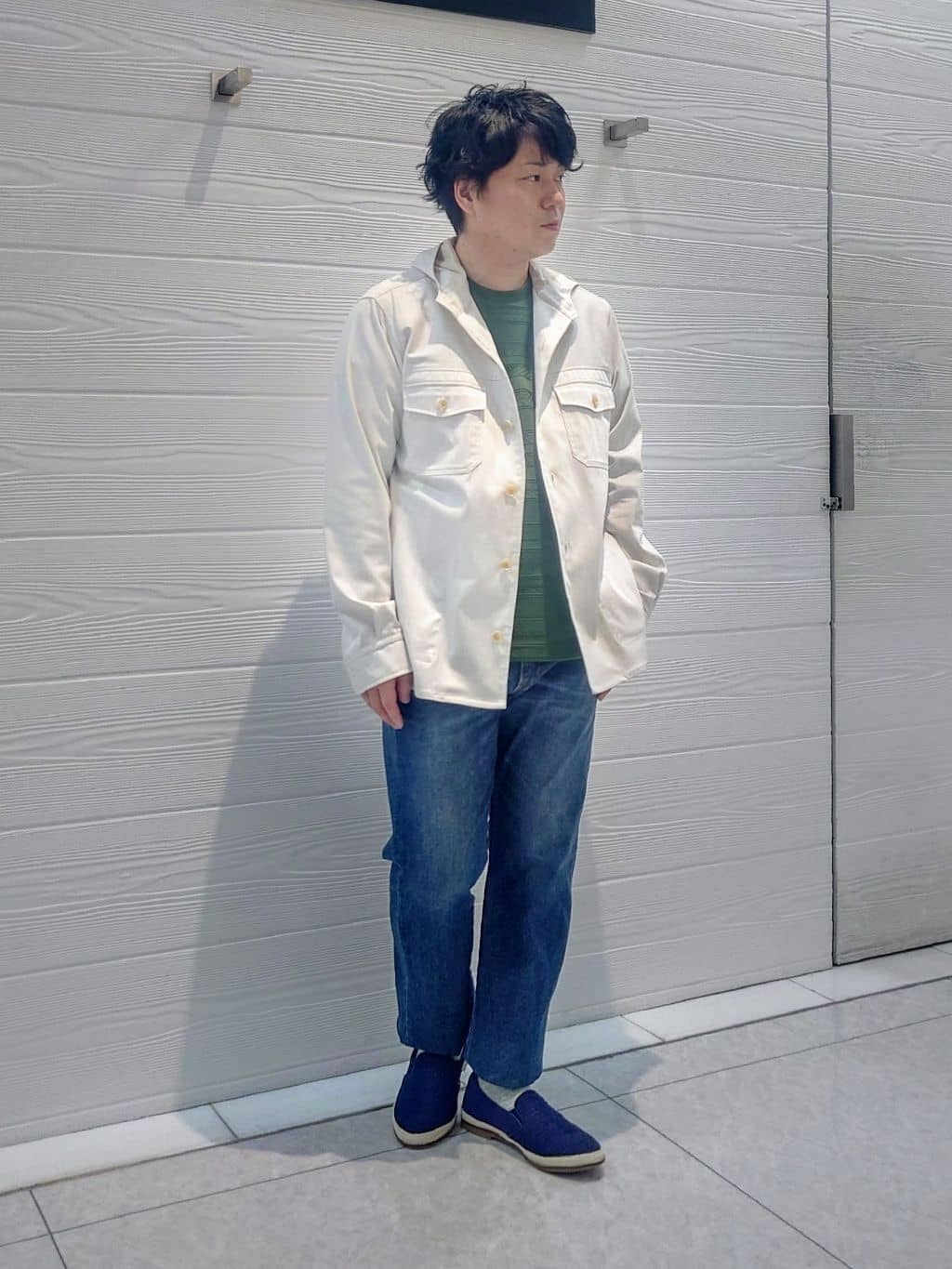 TAKEO KIKUCHIの【Sサイズ~】リンクス シャドーボーダー カットソーを使ったコーディネートを紹介します。｜Rakuten Fashion(楽天ファッション／旧楽天ブランドアベニュー)3936345