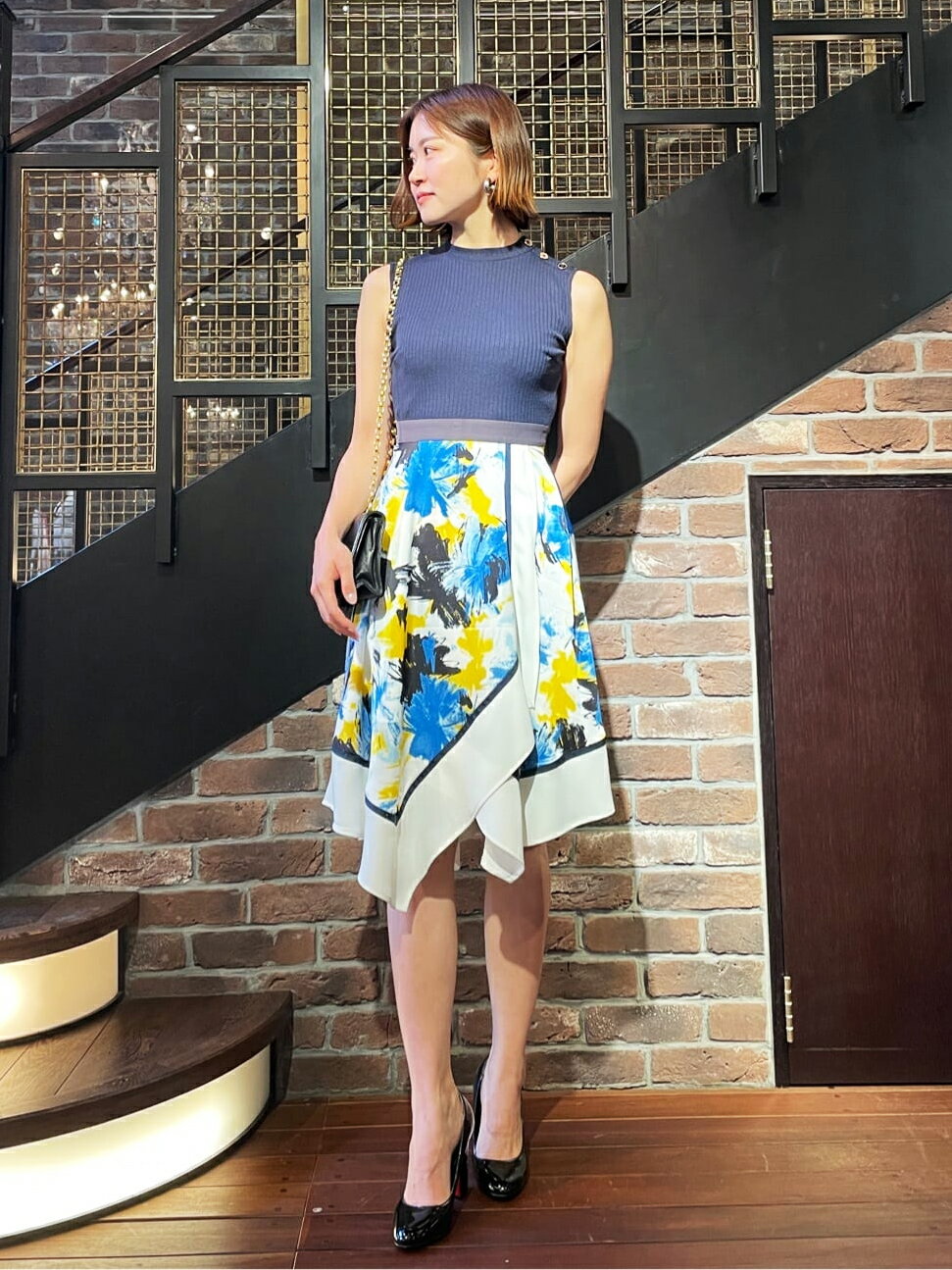 LOVELESSの【手洗い可】フラワープリントカラーブロックワンピースを使ったコーディネートを紹介します。｜Rakuten Fashion(楽天ファッション／旧楽天ブランドアベニュー)3946414
