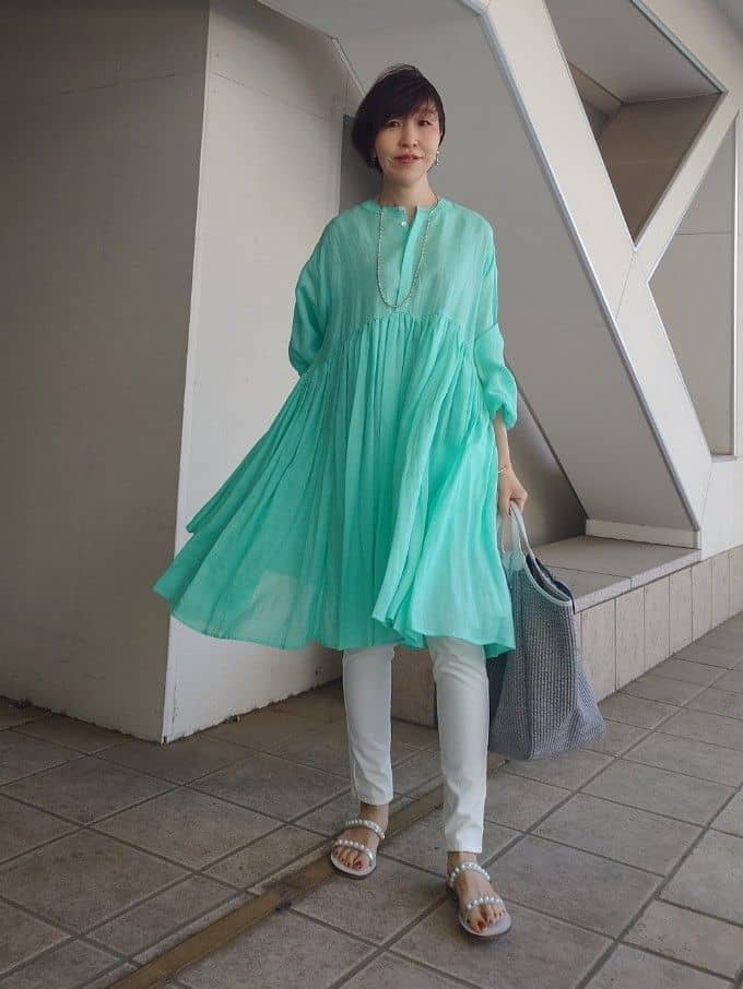 ビアズリー　リネンギャザーチュニック 新品ビアズリー beardsley リネンギャザーチュニック ホワイト