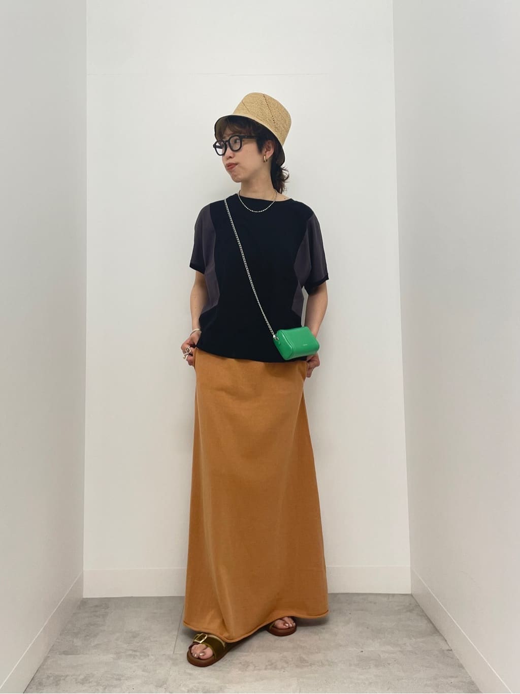 LASUDのコーディネートを紹介します。｜Rakuten Fashion(楽天ファッション／旧楽天ブランドアベニュー)3953712