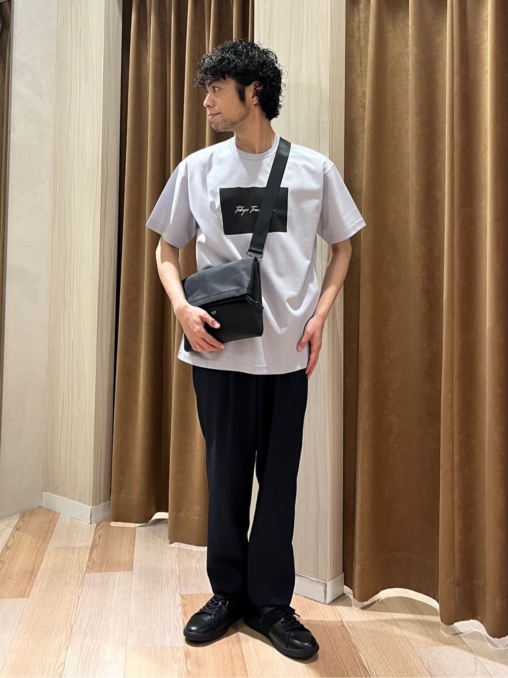 TAKEO KIKUCHIの【日本製/プリントT】ラフタッチ ボックスプリント Tシャツを使ったコーディネートを紹介します。｜Rakuten Fashion(楽天ファッション／旧楽天ブランドアベニュー)3954700